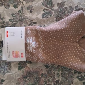 Uniqlo Heattech Knitted Shorts. Size S/M. Fair Isle design. Beige & White. NWT